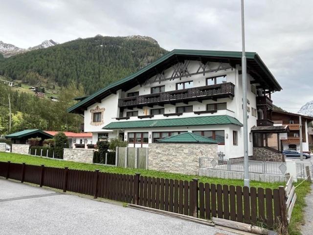 Gaesteheim Prantl Solden Bagian luar foto